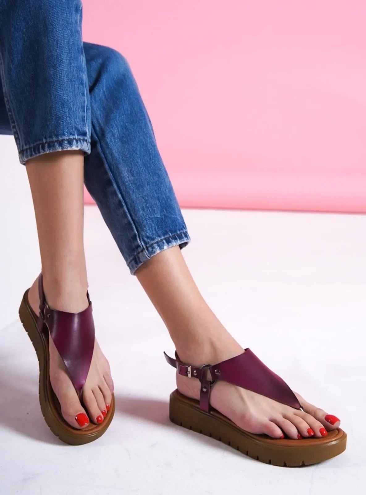 Burgundy - Sandal - 400gr - Slippers