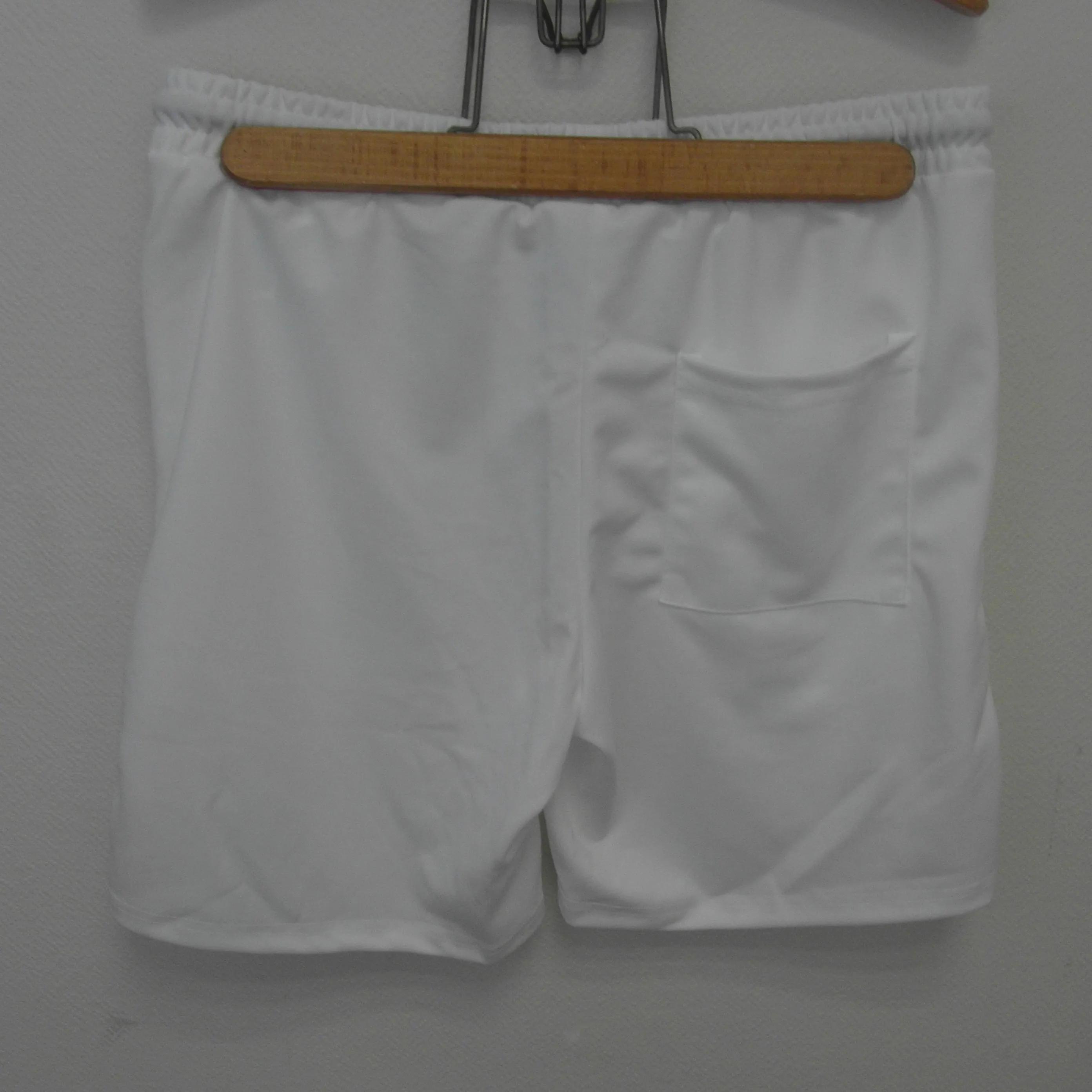 ensemble short et t-shirt Shein blanc de taille (M) California