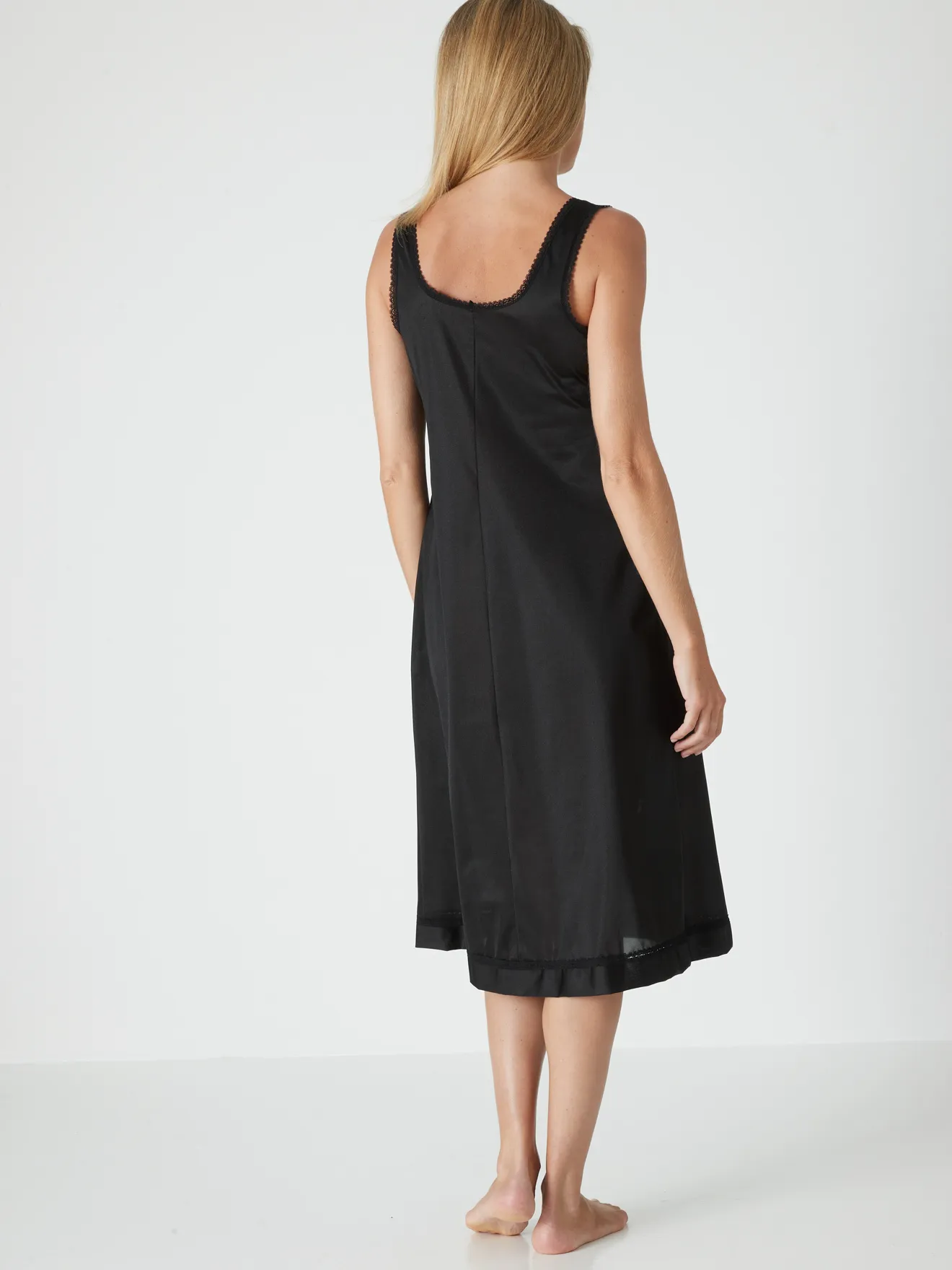 Fond de robe maille satinée 105cm
