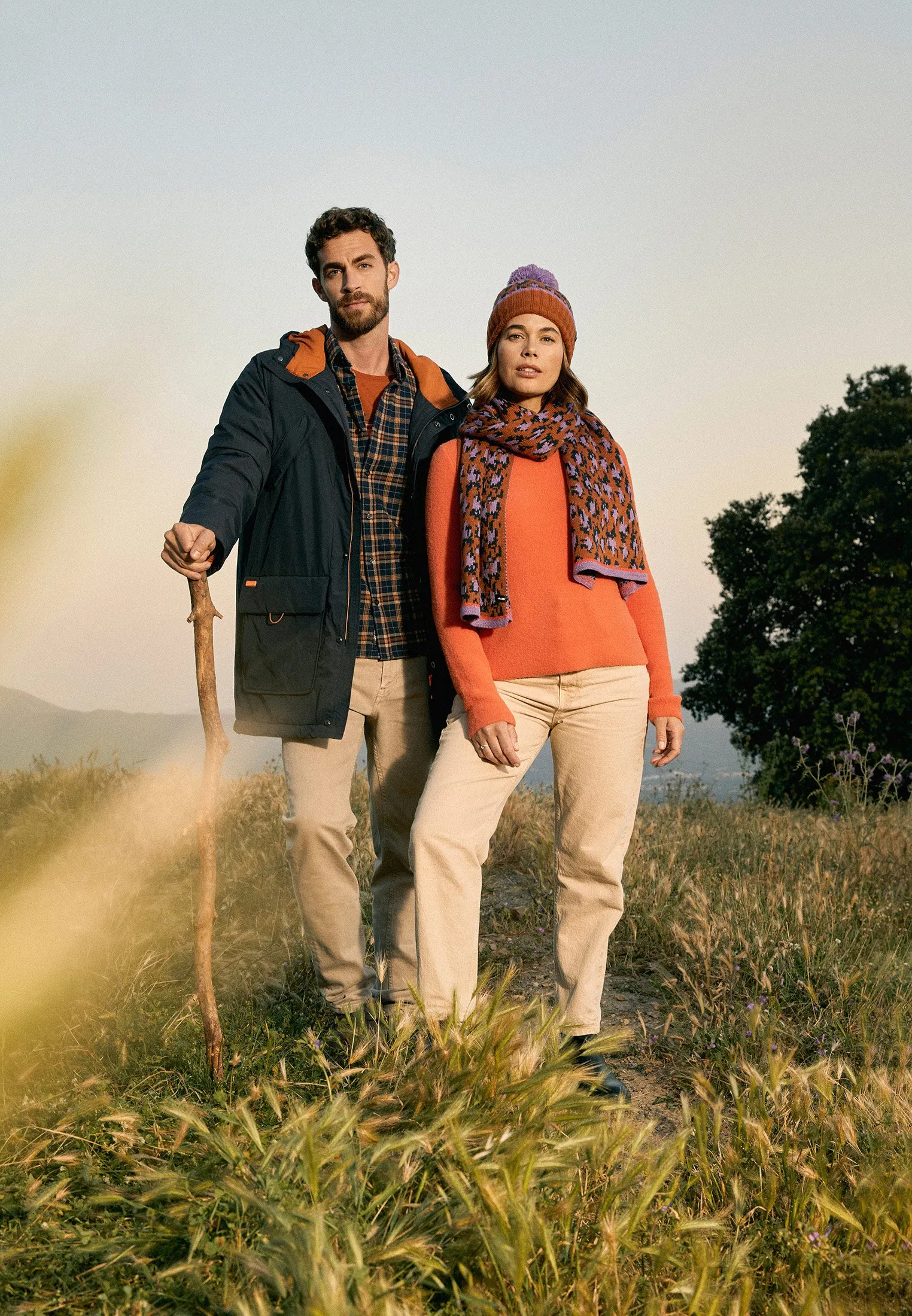 Veste homme bleue avec multiples poches et capuche
